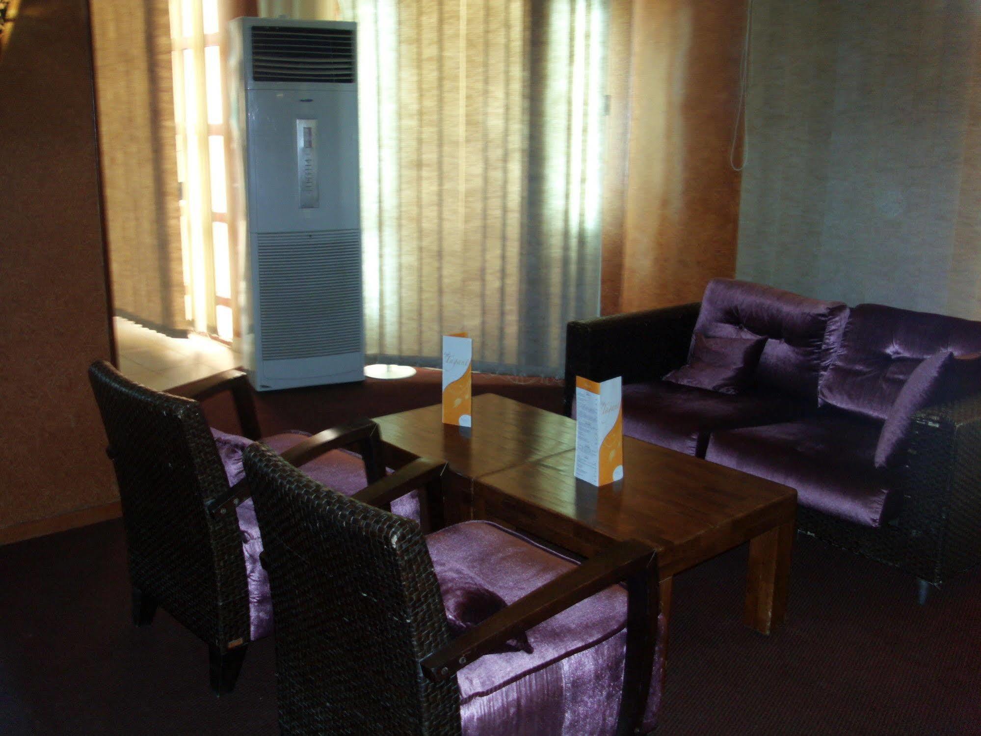Hotel Tfeila Nouakchott Dış mekan fotoğraf